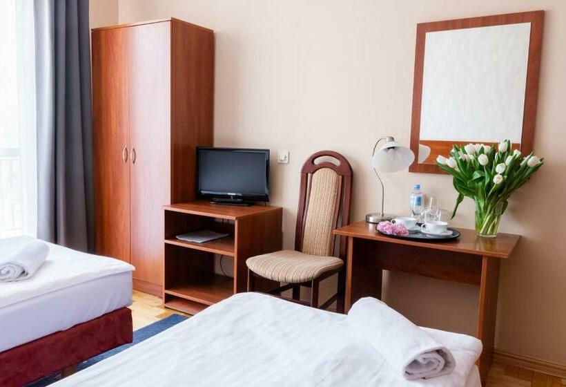 غرفة قياسية مزوَّدة بشُرفة, Galicja