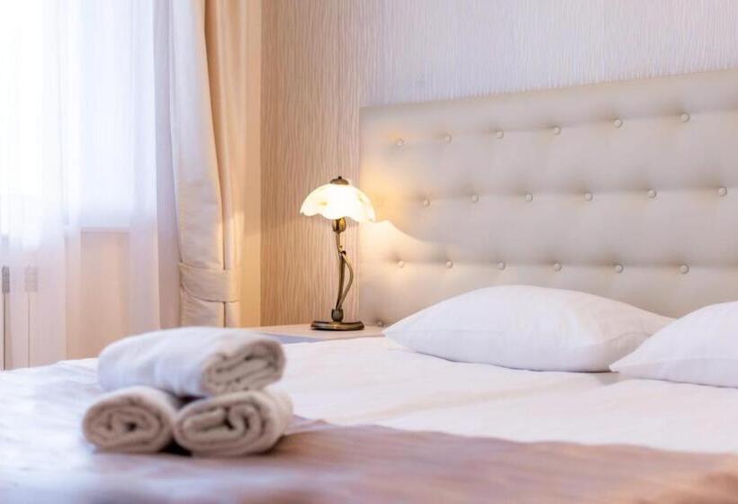 غرفة ديلوكس, Galicja