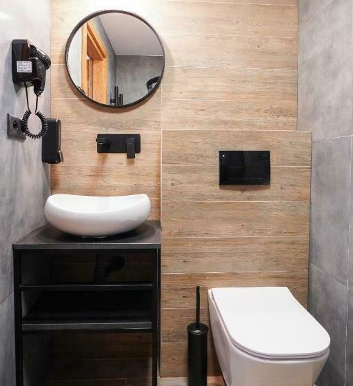 디럭스 룸, Lofft