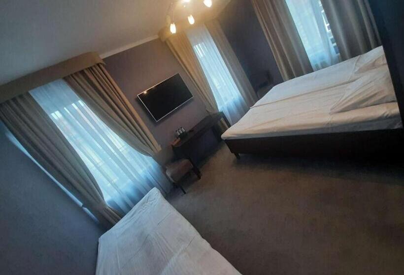 חדר דלוקס לשלושה, Pokoje Gościnne Tęczowa