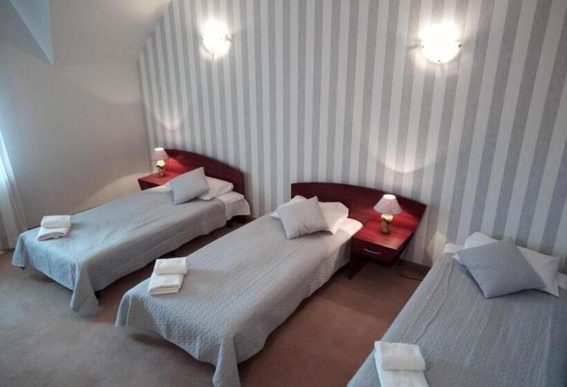 חדר סטנדרט לשלושה, Sosnowe Zacisze Barszczewo