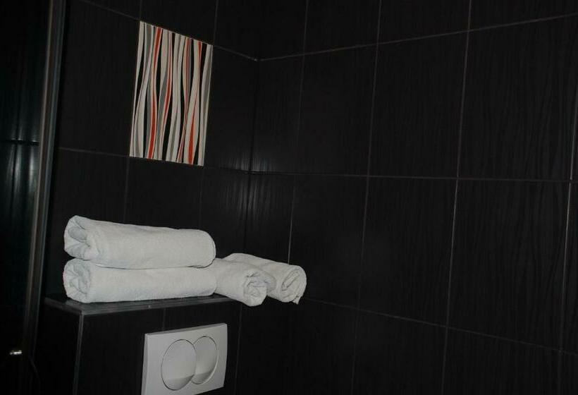 スタンダードトリプルルーム, Pokoje Bakos Radocza