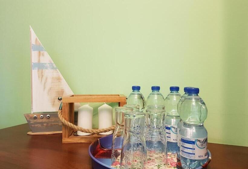 スタンダード4人部屋, Pokoje Bakos Radocza