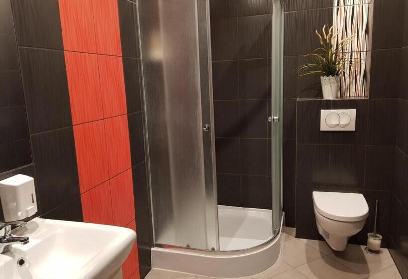 スタンダードトリプルルーム, Pokoje Bakos Radocza