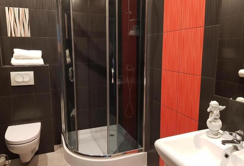 スタンダードトリプルルーム, Pokoje Bakos Radocza