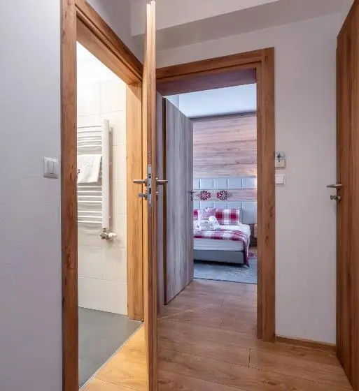 Standard Neljän Hengen Huone, Parzenica B&b   Wyjątkowa I Jedyna!!! Sprawdź Nas A Nie Pożałujesz!