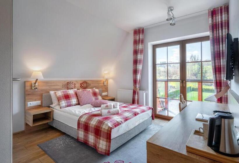 اتاق استاندارد با بالکن, Parzenica B&b   Wyjątkowa I Jedyna!!! Sprawdź Nas A Nie Pożałujesz!