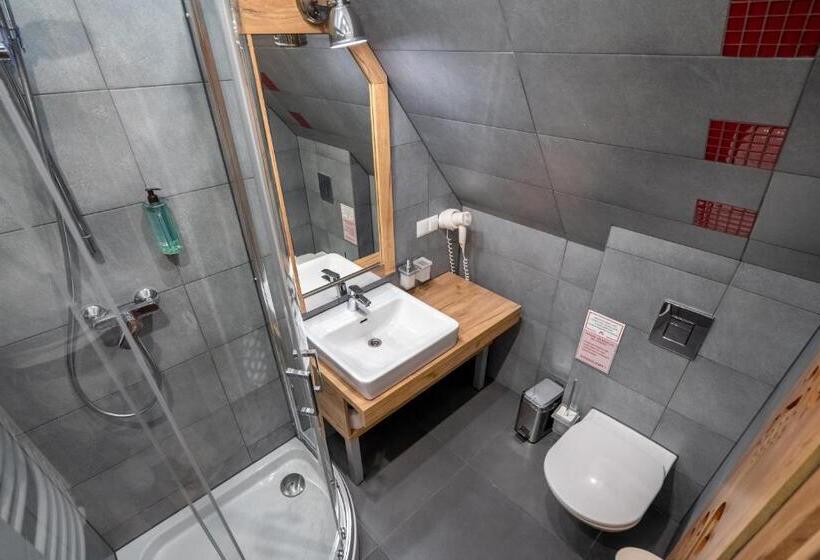 اتاق استاندارد با بالکن, Parzenica B&b   Wyjątkowa I Jedyna!!! Sprawdź Nas A Nie Pożałujesz!