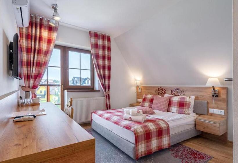 اتاق لوکس با بالکن, Parzenica B&b   Wyjątkowa I Jedyna!!! Sprawdź Nas A Nie Pożałujesz!