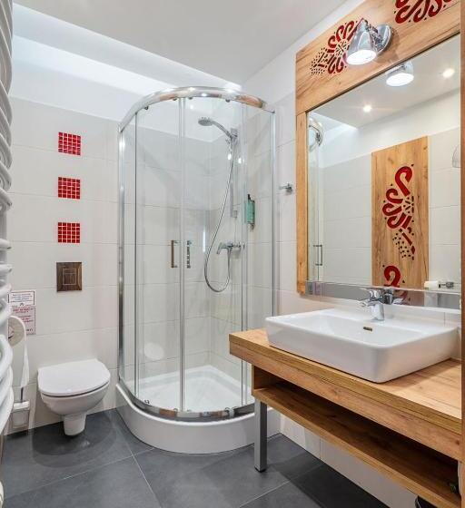 اتاق لوکس با بالکن, Parzenica B&b   Wyjątkowa I Jedyna!!! Sprawdź Nas A Nie Pożałujesz!