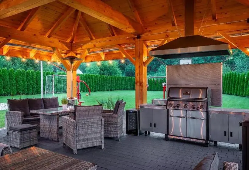 Premium Neljän Hengen Huone, Parzenica B&b   Wyjątkowa I Jedyna!!! Sprawdź Nas A Nie Pożałujesz!