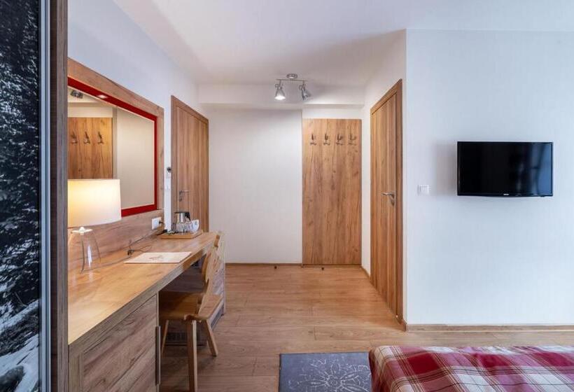 اتاق استاندارد با بالکن, Parzenica B&b   Wyjątkowa I Jedyna!!! Sprawdź Nas A Nie Pożałujesz!