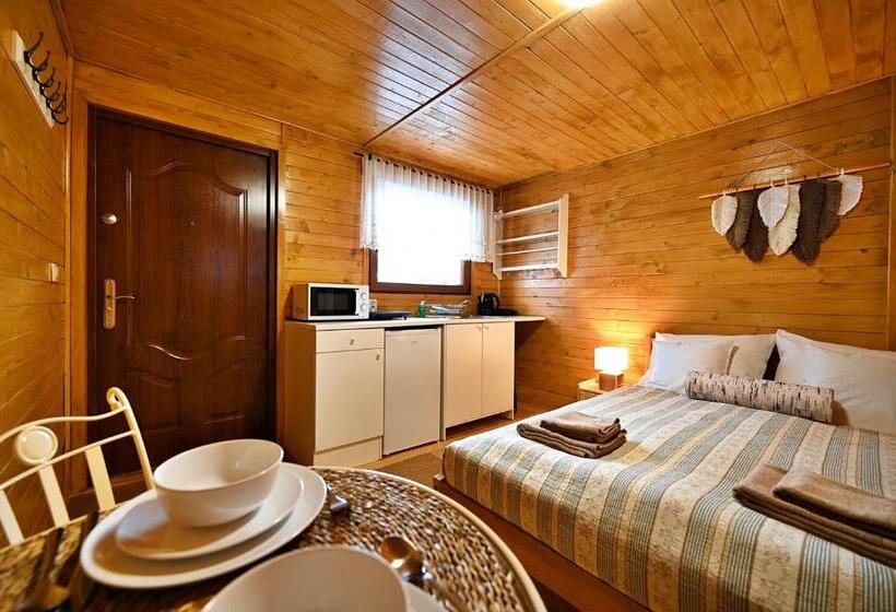 Шале 1 Спальня, Molonówka Guest House