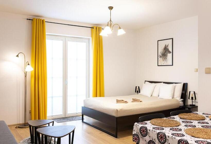Семейное Студио, Molonówka Guest House