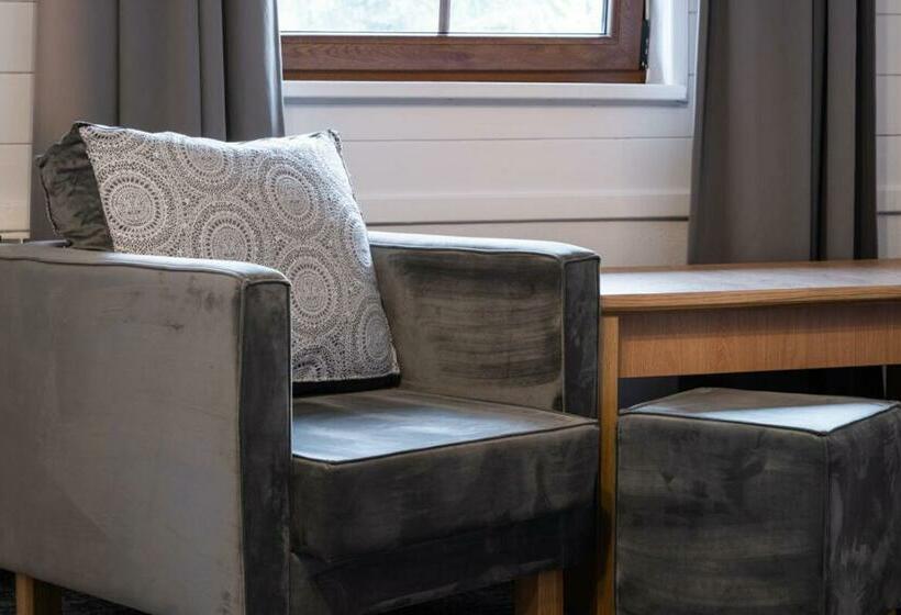 غرفة قياسية ثلاثية, Kompleks Zagroń Istebna