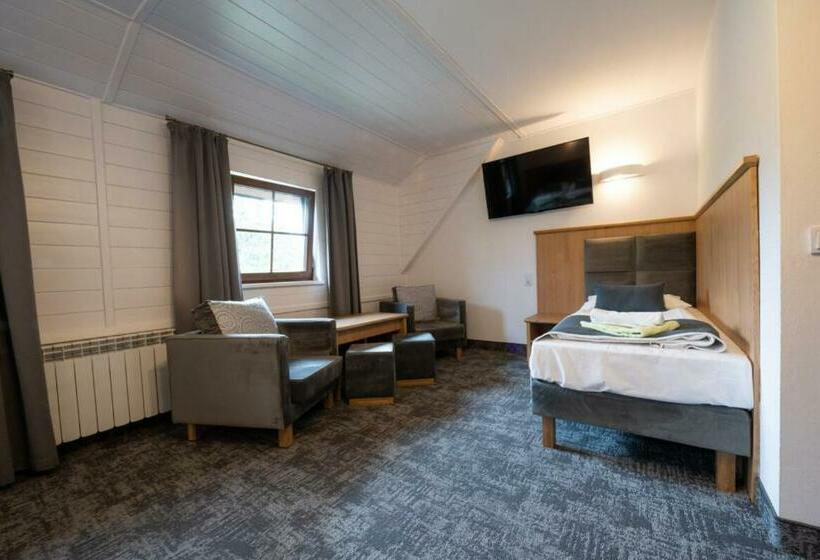 스탠다드 트리플 룸, Kompleks Zagroń Istebna