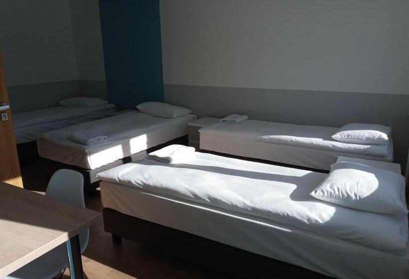 スタンダード4人部屋, Ośrodek Pomeranka