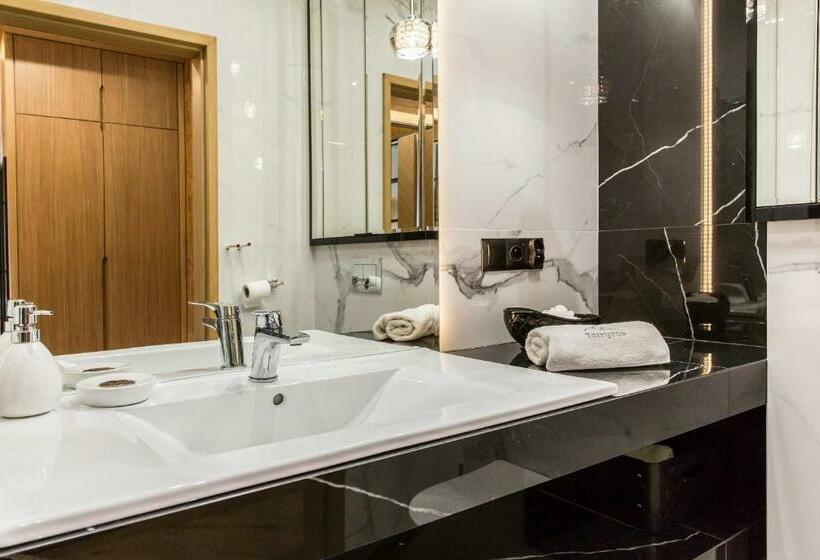 آپارتمان لوکس 2 خوابه, Tatra Resort & Spa