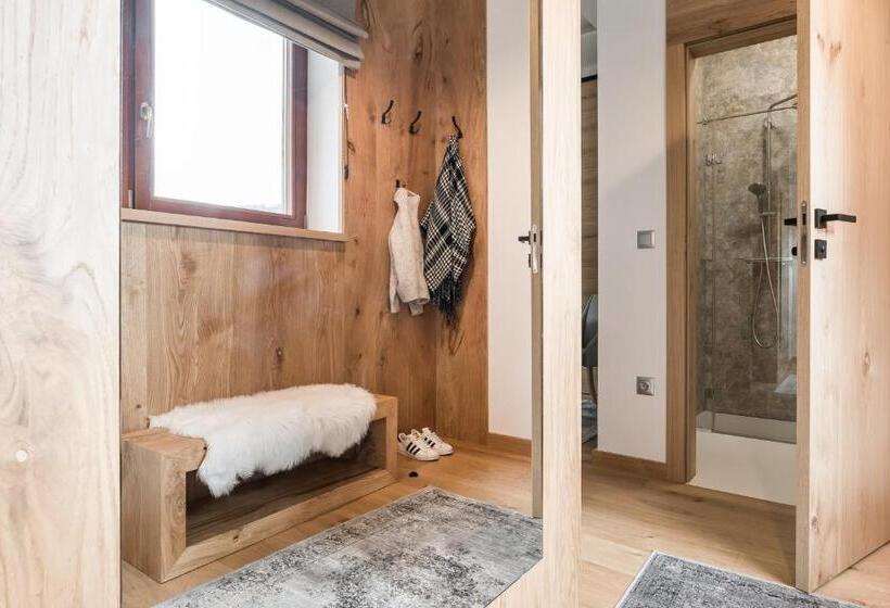 استودیوی لوکس, Tatra Resort & Spa