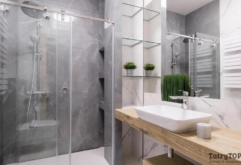 آپارتمان لوکس 2 خوابه, Tatra Resort & Spa