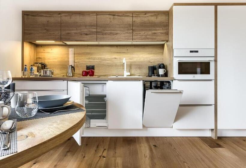 سوییت, Tatra Resort & Spa