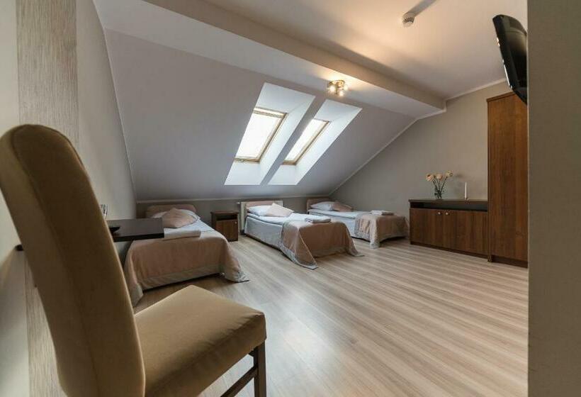 Номер Стандарт Трехместный, Dworek Rajska Góra