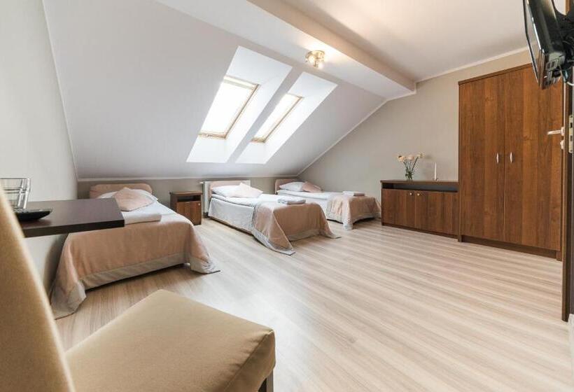 Номер Стандарт Трехместный, Dworek Rajska Góra