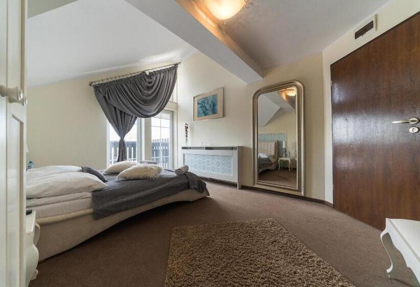 Апартаменты Deluxe 1 Спальня, Dworek Rajska Góra