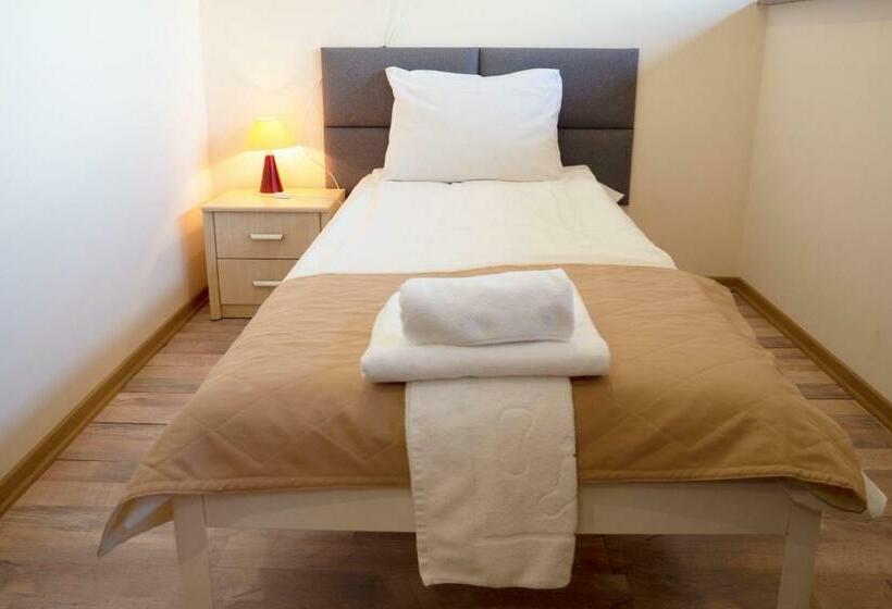 スタンダード4人部屋, Zajazd Beskidy