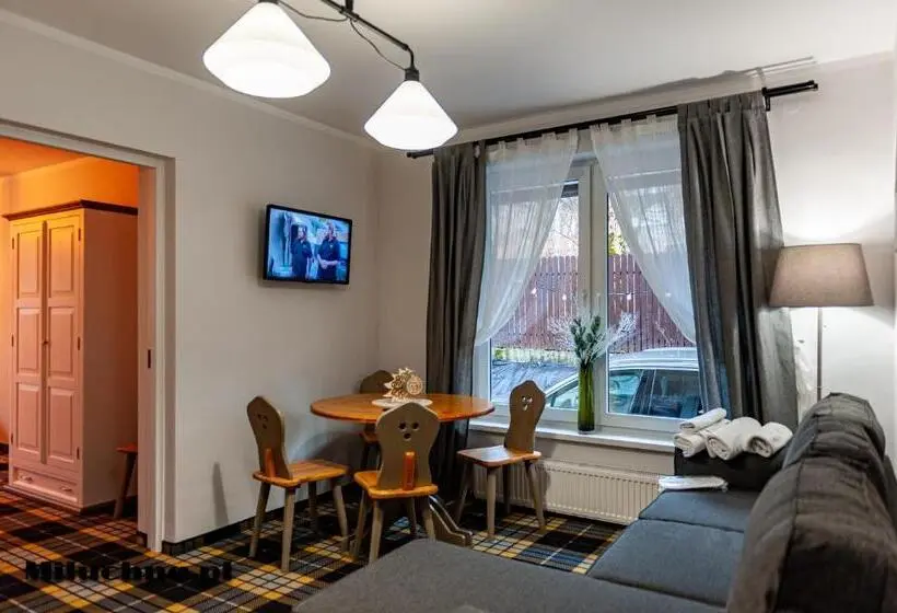 1ベッドルームのデラックスアパートメント, Apartamenty Miluchna