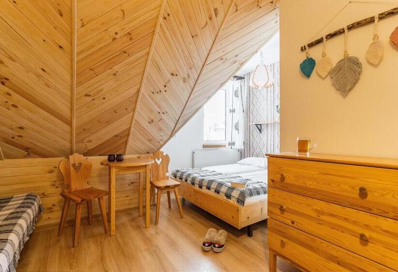 اتاق استاندارد سه نفره, Ceprówka Family Friendly