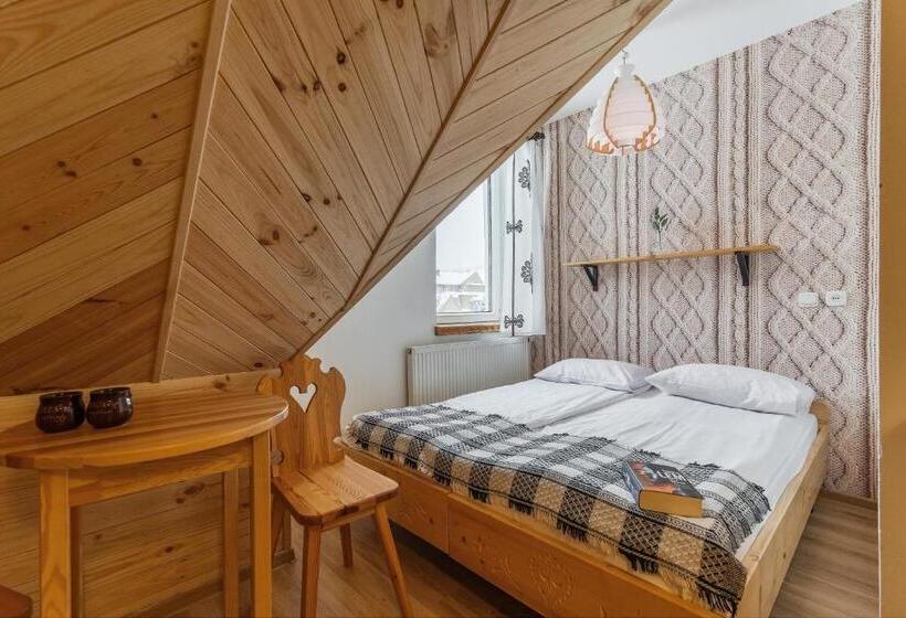 اتاق استاندارد سه نفره, Ceprówka Family Friendly