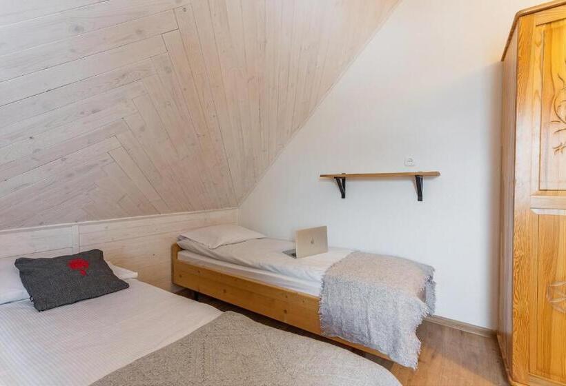 اتاق استاندارد سه نفره, Ceprówka Family Friendly