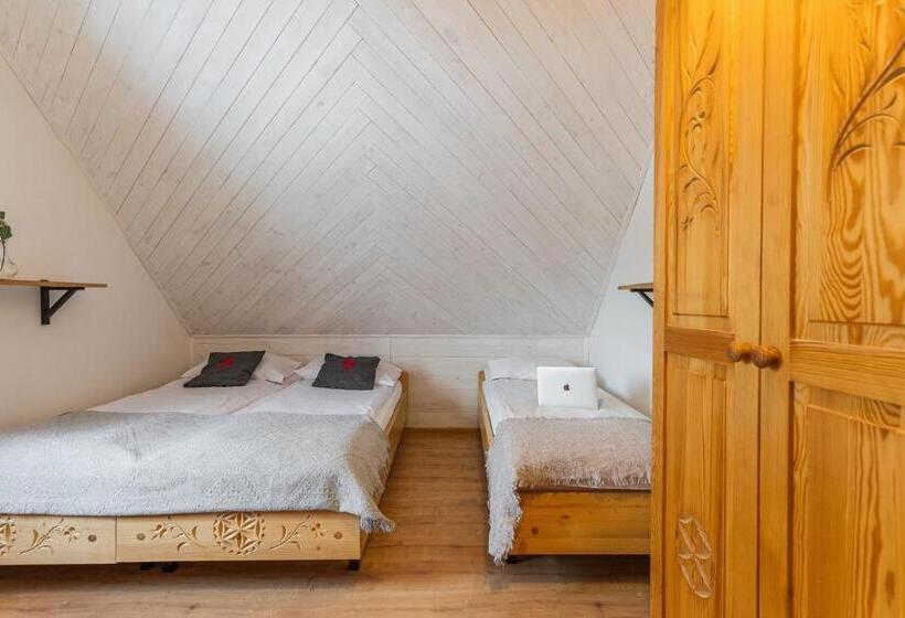 اتاق استاندارد سه نفره, Ceprówka Family Friendly