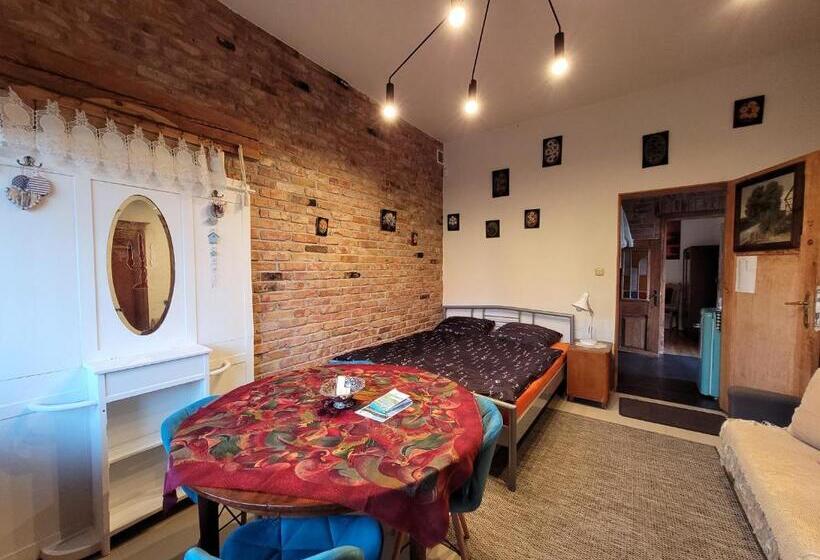 סטודיו משפחתי, Dom Gościnny Ptaszarnia Natura Free Parking