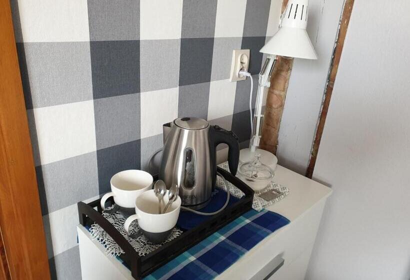 חדר סטנדרט עם מיטת קינג, Dom Gościnny Ptaszarnia Natura Free Parking