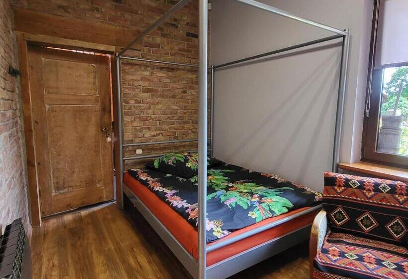 חדר אקונומי, Dom Gościnny Ptaszarnia Natura Free Parking