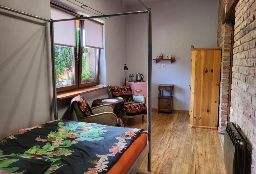 חדר אקונומי, Dom Gościnny Ptaszarnia Natura Free Parking