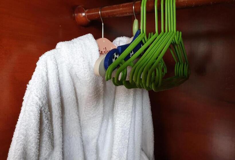 סטודיו משפחתי, Dom Gościnny Ptaszarnia Natura Free Parking