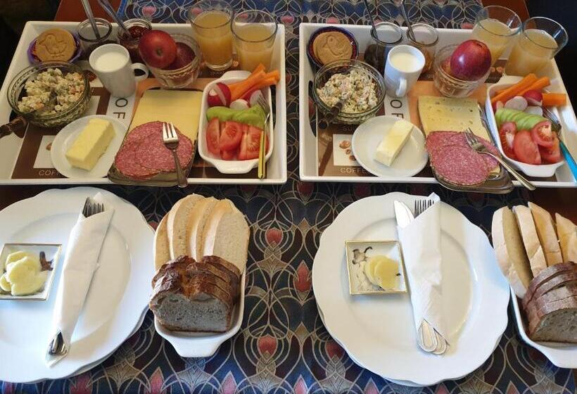 חדר סטנדרט עם מיטת קינג, Dom Gościnny Ptaszarnia Natura Free Parking