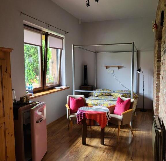 חדר אקונומי, Dom Gościnny Ptaszarnia Natura Free Parking