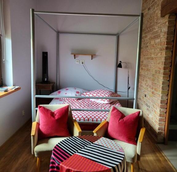 חדר אקונומי, Dom Gościnny Ptaszarnia Natura Free Parking