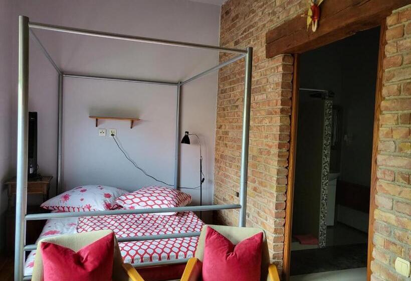 חדר אקונומי, Dom Gościnny Ptaszarnia Natura Free Parking