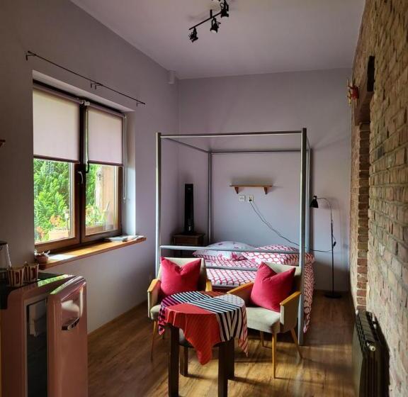 חדר אקונומי, Dom Gościnny Ptaszarnia Natura Free Parking