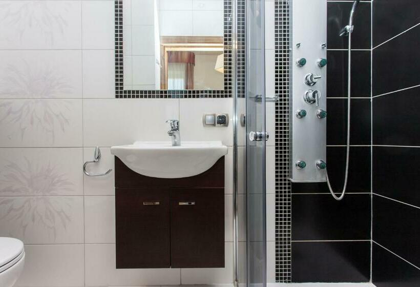 חדר סטנדרט, Dw California