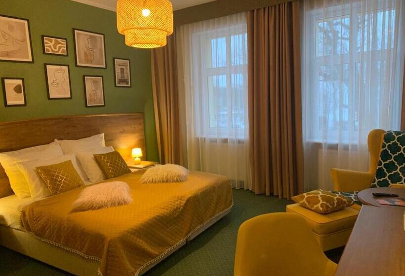 חדר סטנדרט, Dw California