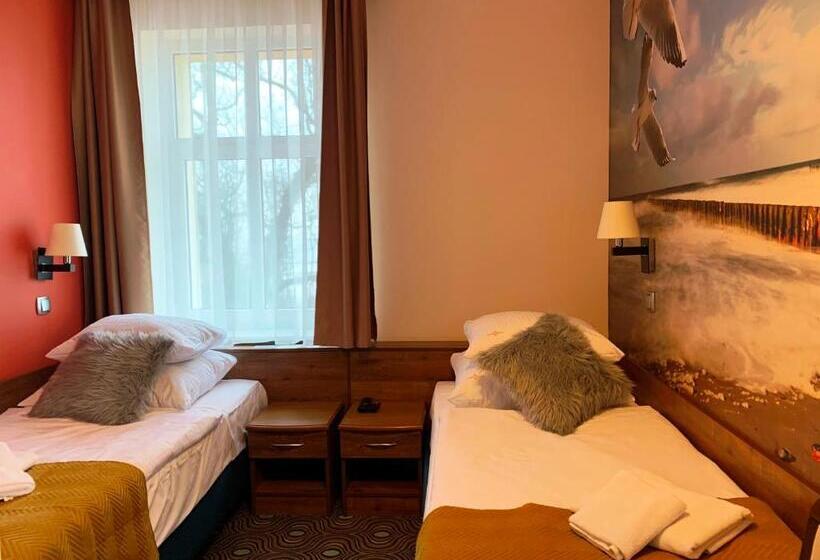 エコノミールーム, Dw California