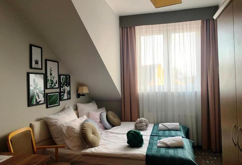 חדר אקונומי, Dw California