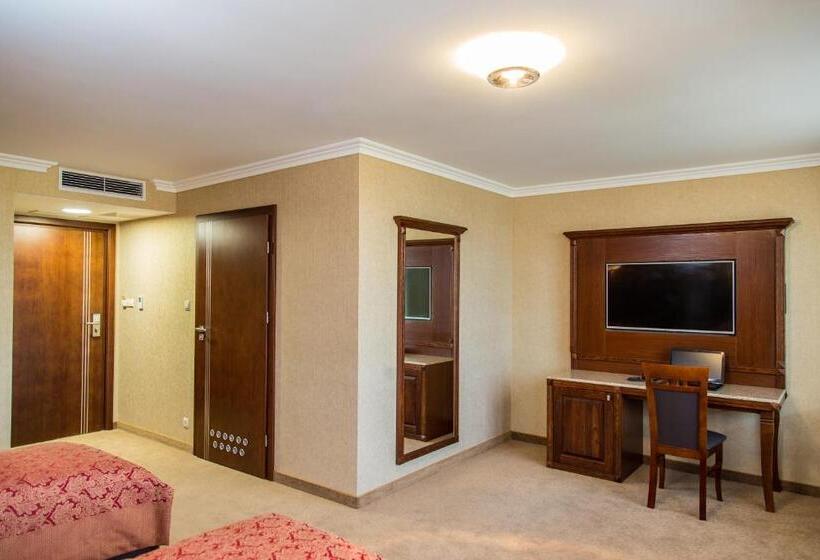 디럭스 룸, Kompleks Restauracyjno Noclegowy Rubikon