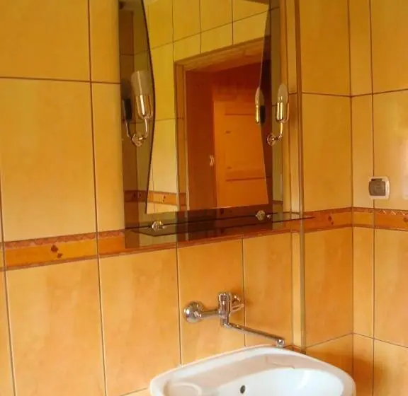 اتاق عادی, Stylowy Góralski Dom Rozetka